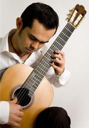 Israel Vázquez Zerecero